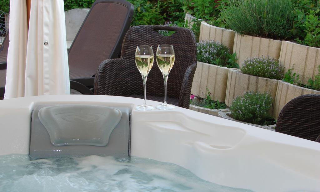 Hotel Spa Le Relais Des Moines Villersexel Ngoại thất bức ảnh